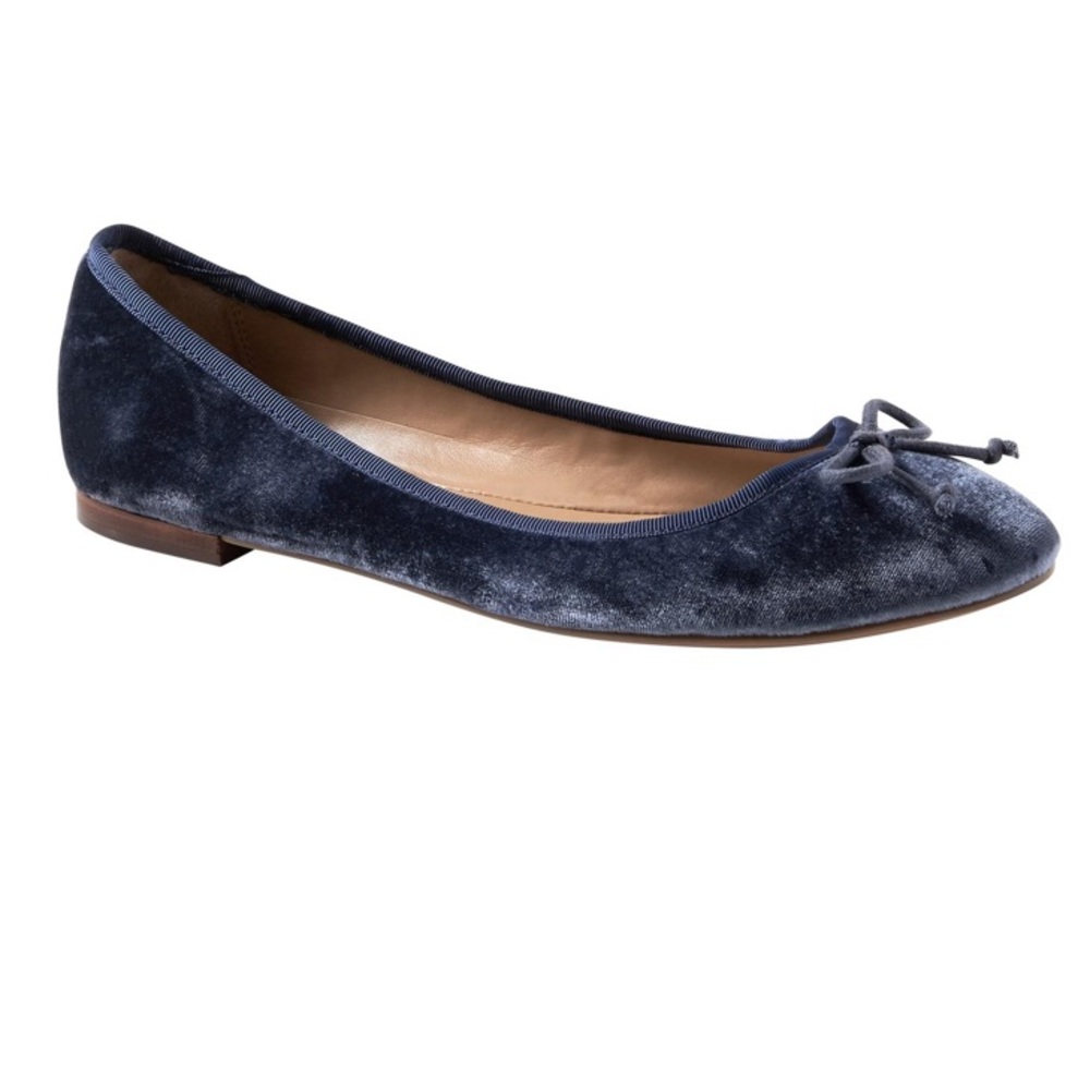 Banana Republic Robin Velvet Flats